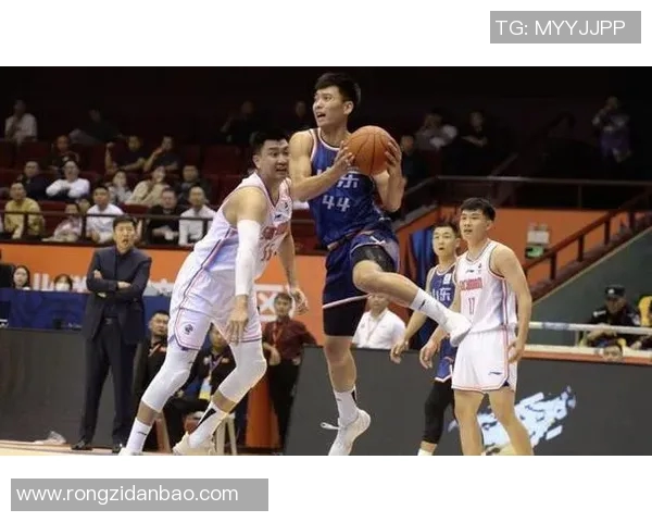 广厦与辽宁的激烈对决结果揭晓谁将成为本场比赛的胜者